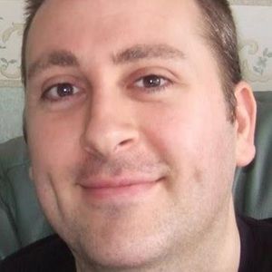 Meet your Posher, Stuart